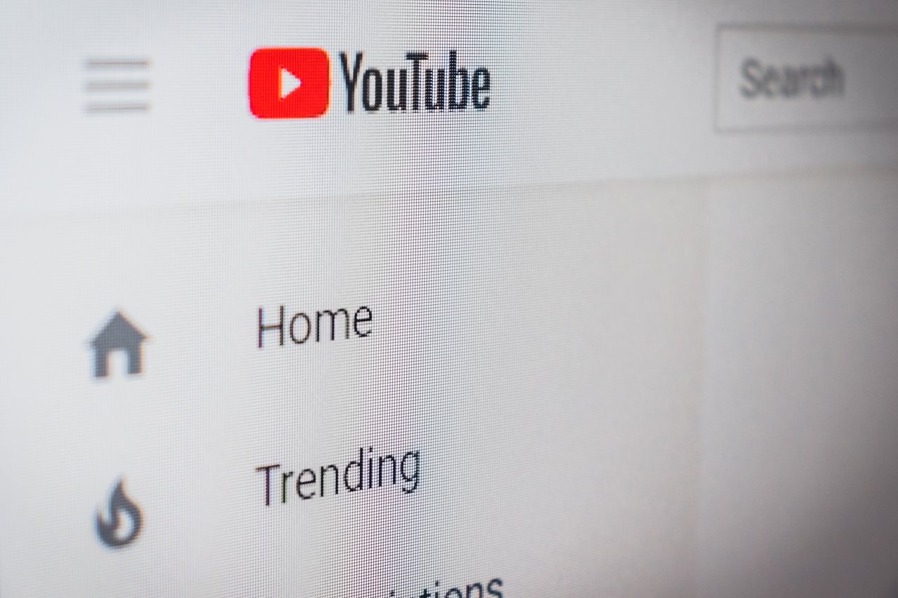 [09/08/2023] Youtuber mit heftigen Einbrüchen: Schuld liegt womöglich bei Adblockern