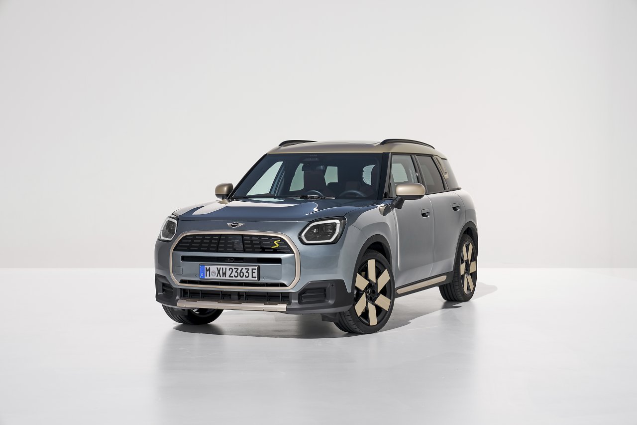 [01/09/2023] Mini Cooper SE U25 Jahrgang 2024