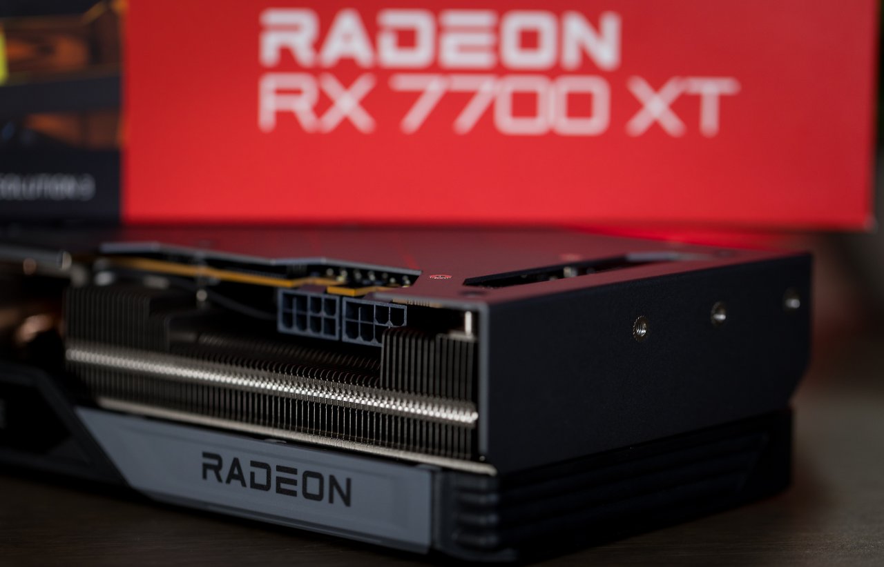 [06/09/2023] Gigabyte Radeon RX 7700 XT Gaming OC