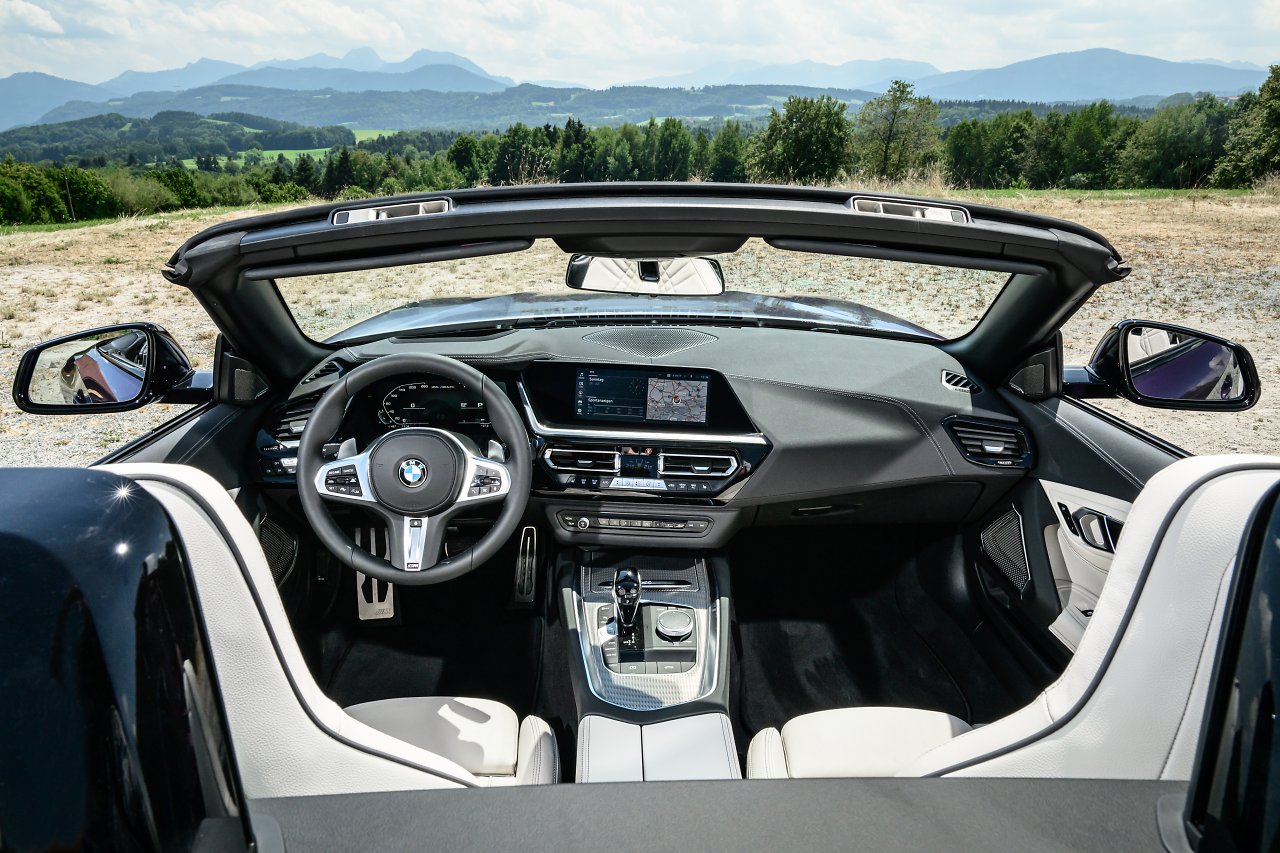 [26/10/2023] BMW Z4 M40i mit BMW OS7
