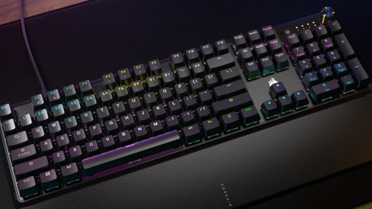 [11/10/2023] Corsair K70 Core: Neue Tastatur mit Schalldämmung, besonderen Switches und Multifunktions-Drehrad