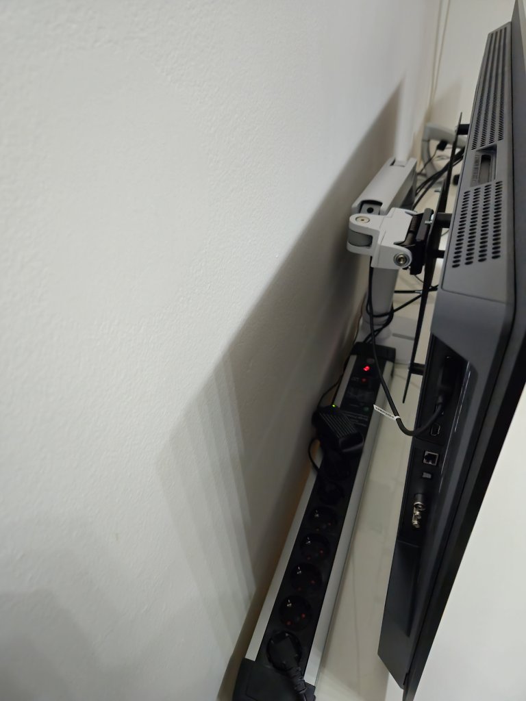 [20/10/2023] Wake: Ergotron Monitorarme (ein neuer HX sowie ein alter Neo-Flex):&nbsp;