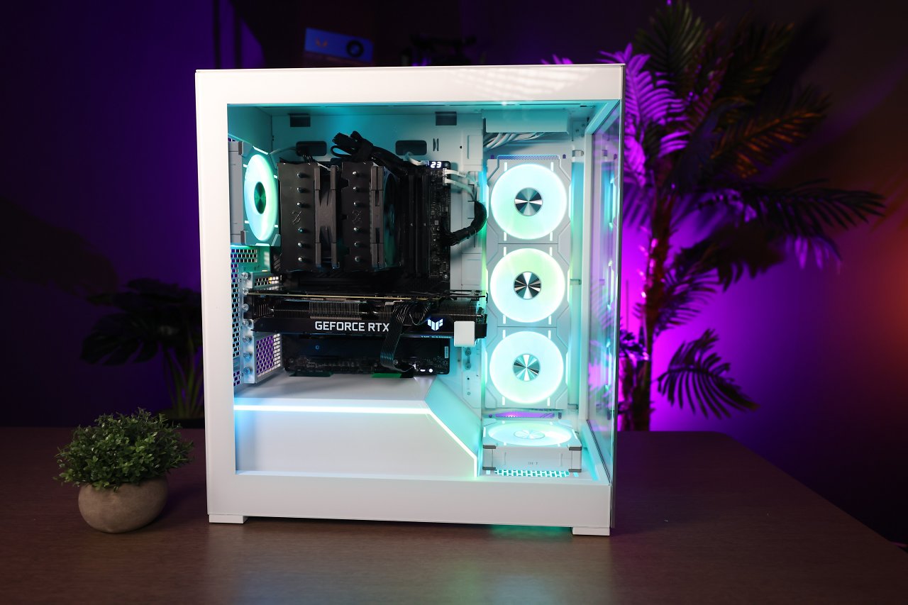 [25/10/2023] Phanteks stellt für das NV5 die eigenen D30 120er-Lüfter in RGB-Optik in den Vordergrund. Mit einer Mischung von 