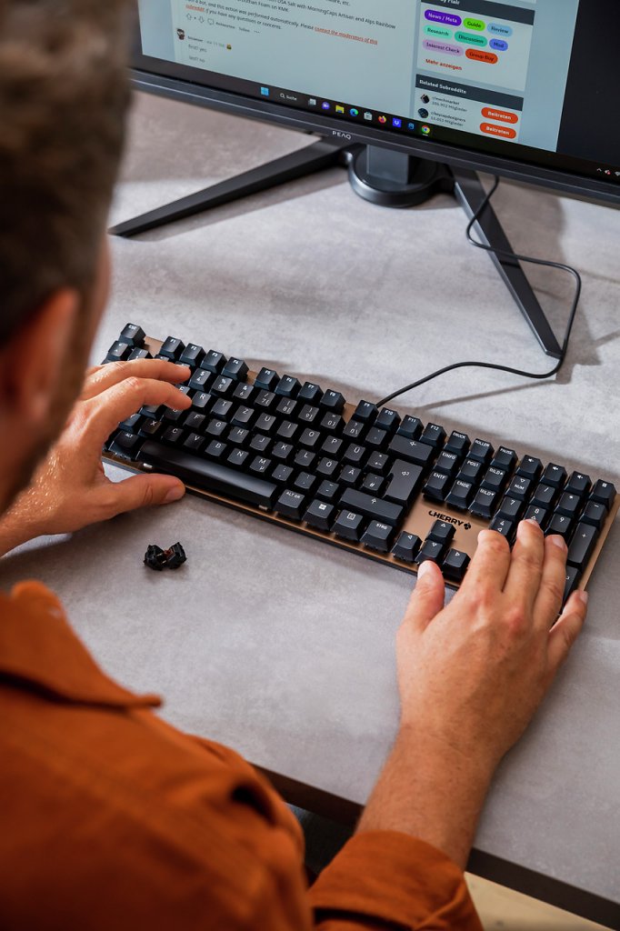 [23/11/2023] Cherry KC 200 MX: Die erste Tastatur mit neuen MX2A-Schaltern ist da (11)