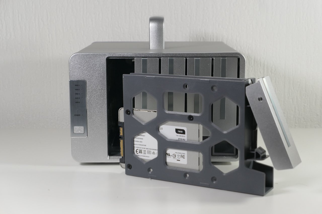 [24/11/2023] TerraMaster D5 Thunderbold 3 RAID DAS (4)