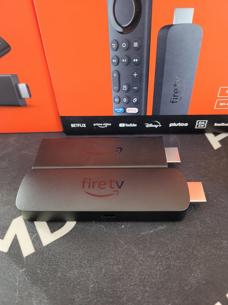 [13/12/2023] Fire TV Stick 4K (oben) vs. Fire TV 4k Max Gen 2 (unten)