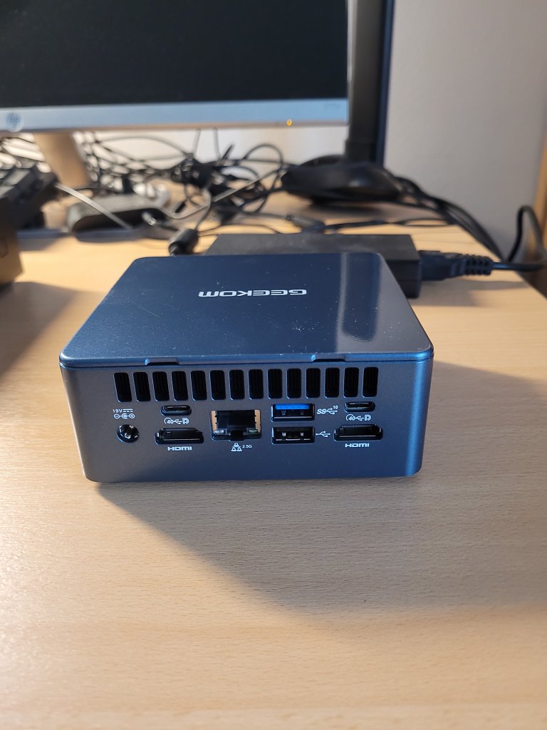 [02/01/2024] Geekom Mini IT 13 Anschlüsse hinten