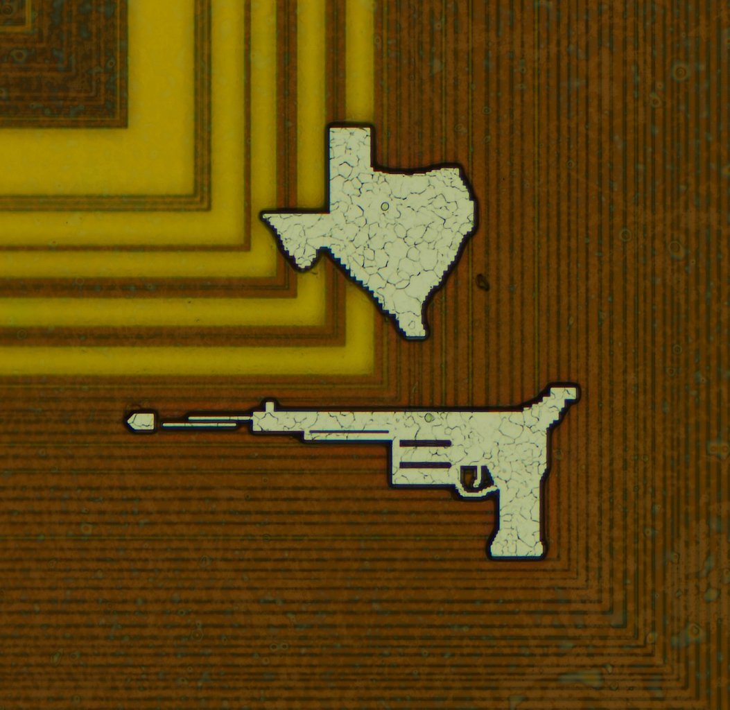 [10/02/2024] &nbsp;AMD Athlon: 25 Jahre alter K7 Pluto enthält verstecktes Revolver- und Texas-Symbol