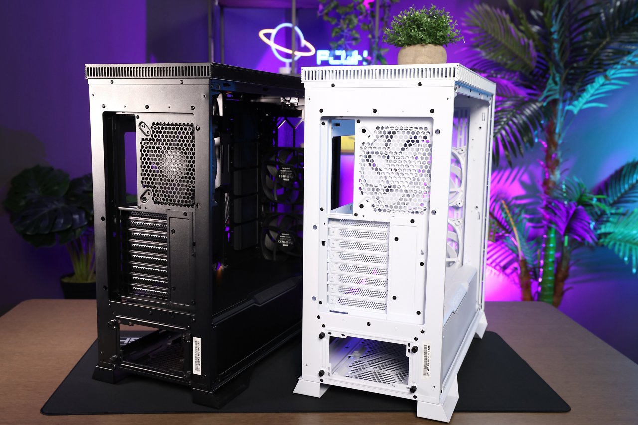 Grundlegend sind die Unterschiede zwischen der schwarzen und wei&szlig;en Edition des Be Quiet Dark Base Pro 901 Geschmackssache. Statt geb&uuml;rstetem Aluminium werden matte, weniger anf&auml;llige Oberfl&auml;chen verbaut.