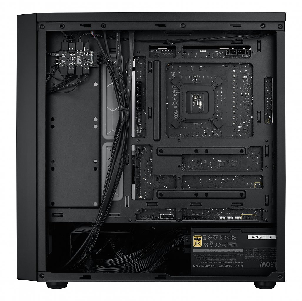 Cooler Master Masterbox 600: Innenraum (Hinten)