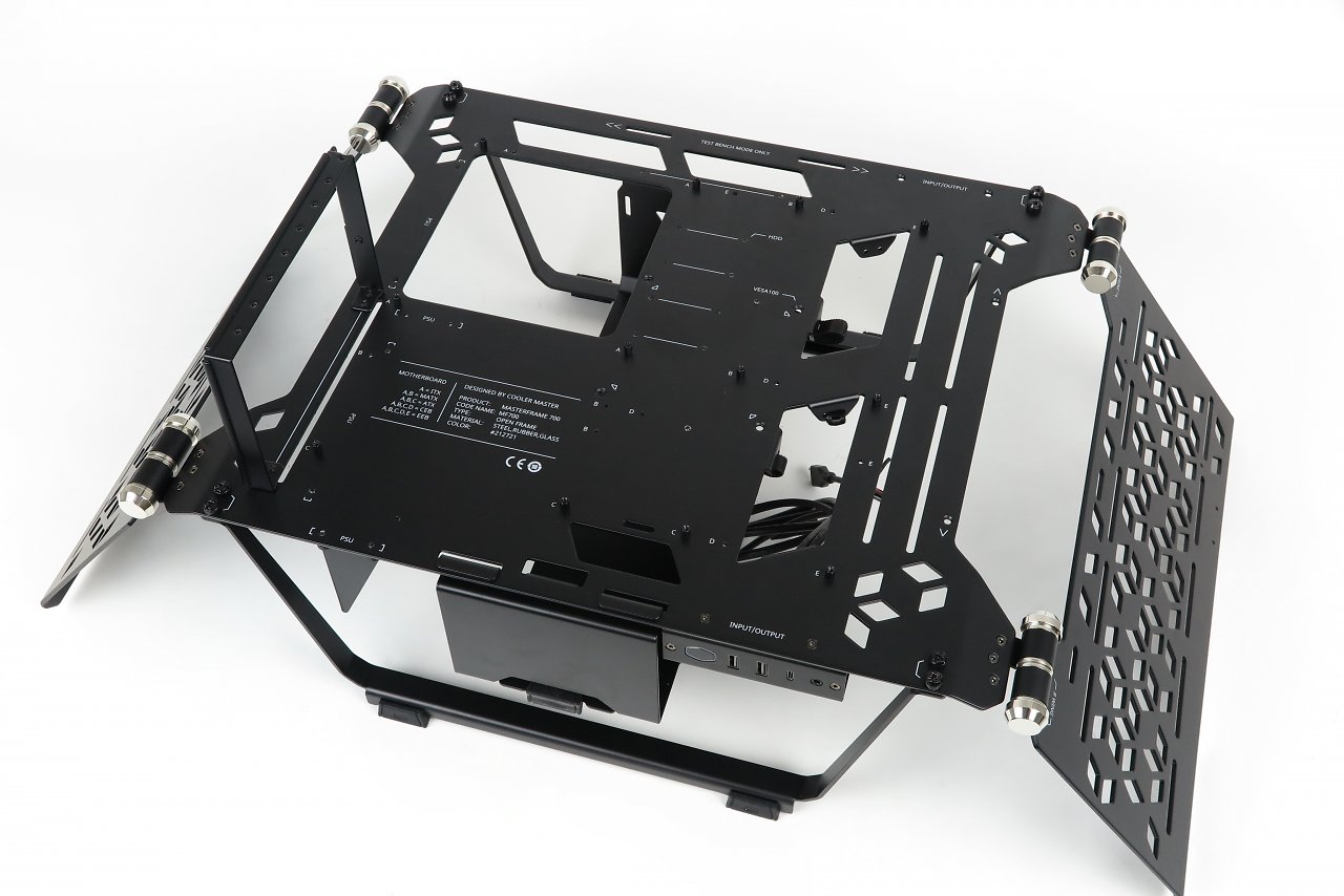 [11/04/2024] Cooler Master Masterframe 700