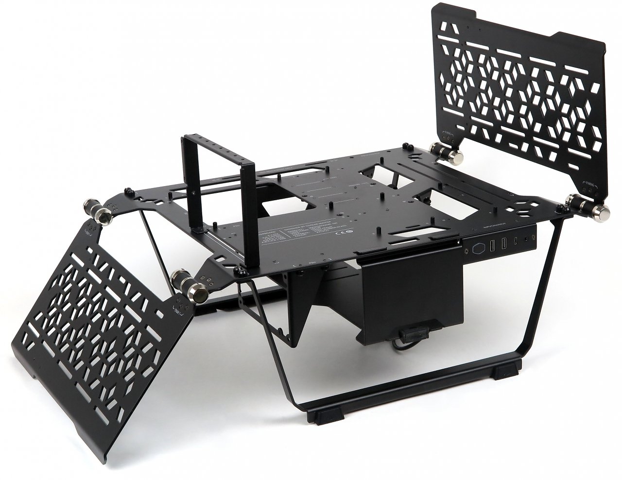 [11/04/2024] Cooler Master Masterframe 700