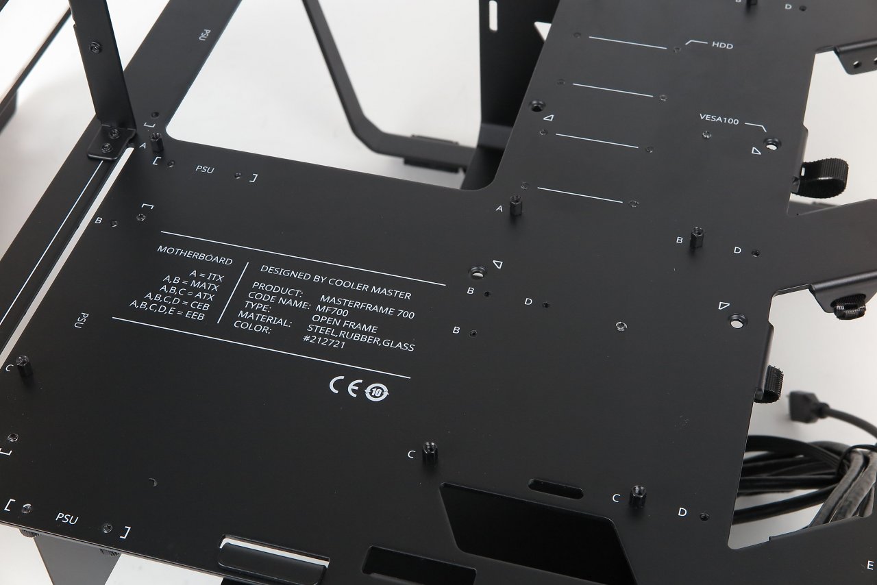 [11/04/2024] Cooler Master Masterframe 700