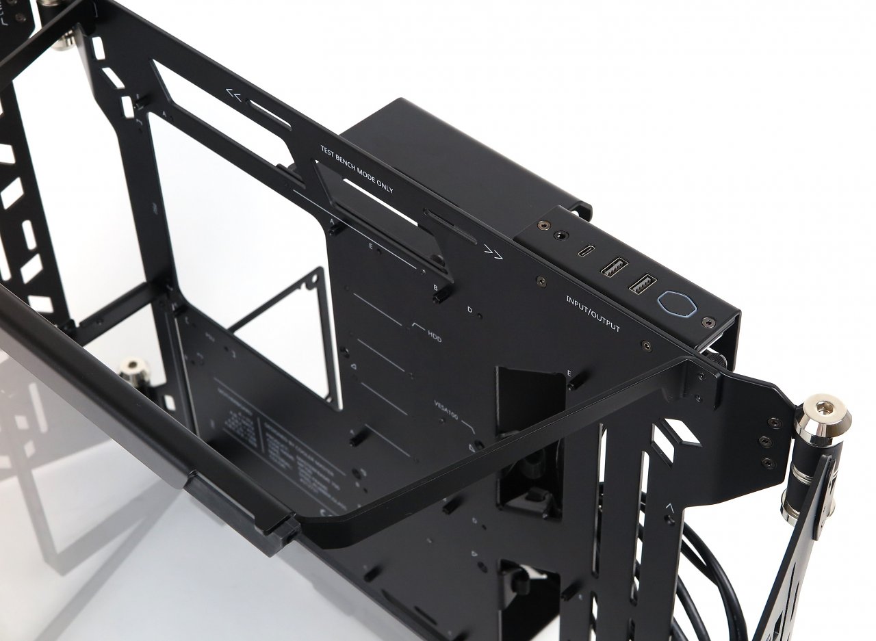 [11/04/2024] Cooler Master Masterframe 700