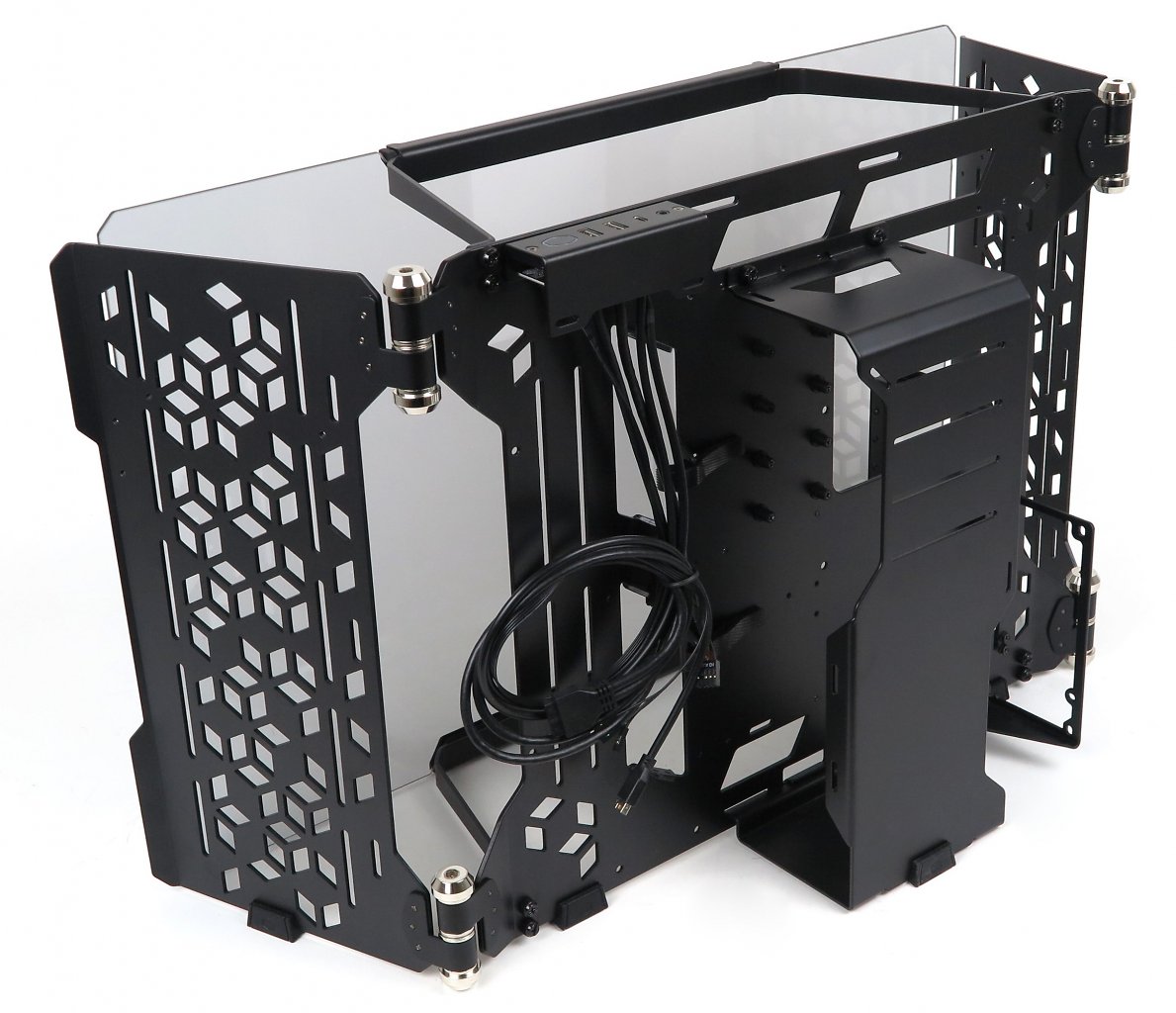 [11/04/2024] Cooler Master Masterframe 700