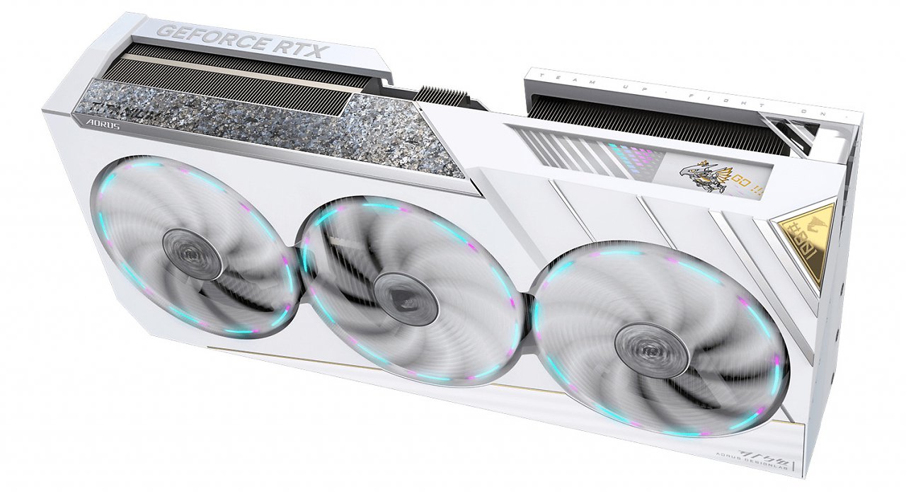 [15/04/2024] An der Gigabyte Aorus Geforce RTX 4080 Super Xtreme ICE ist ein kleines LCD-Display verbaut.