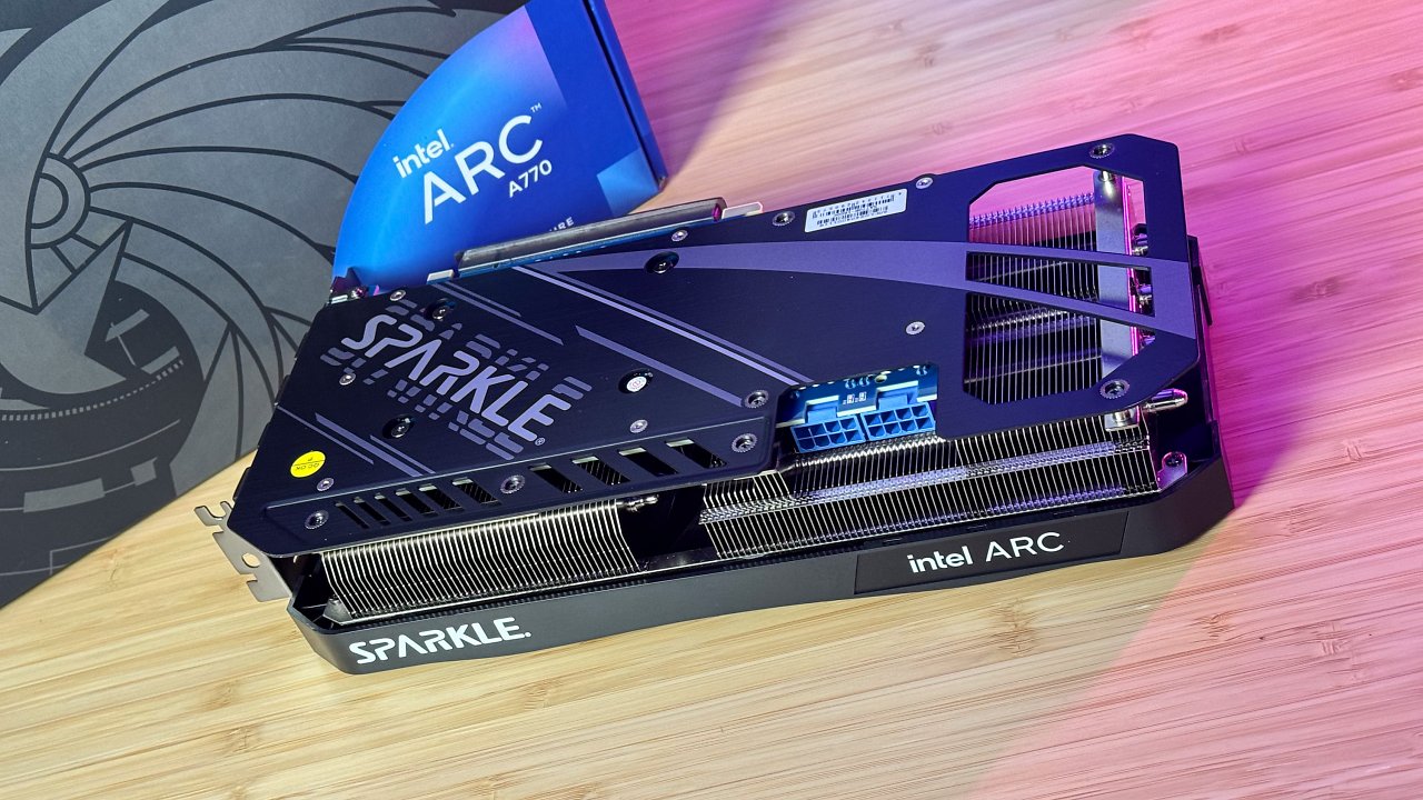 [27/04/2024] Sparkle: Intel Arc A770 und A750 als neue Custom Designs in Schwarz und Weiß (4)