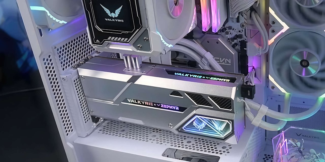 [18/04/2024] Eine RTX 4080 mit 280-mm-Wasserkühlung und ungewöhnlichem Design macht auf sich aufmerksam.