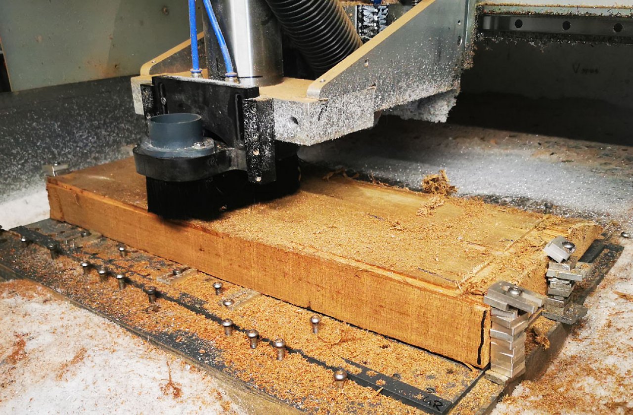 [13/06/2024] Ungewöhnlicher Casemod: Bluetooth-Lautsprecher dank CNC-Fräse (1) (6)