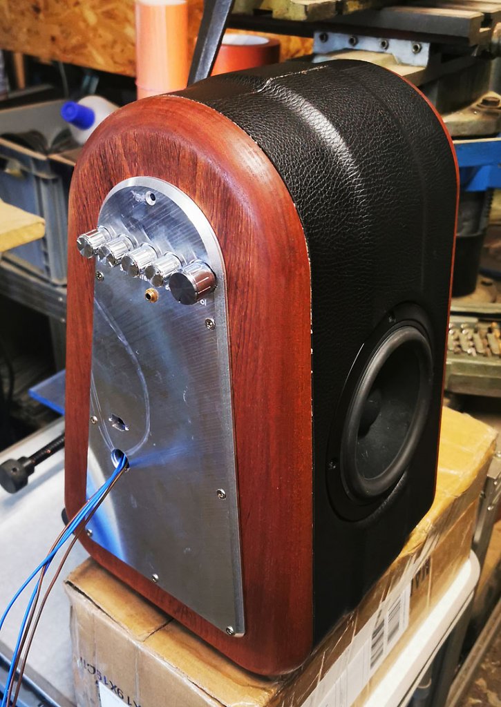 [13/06/2024] Ungewöhnlicher Casemod: Bluetooth-Lautsprecher dank CNC-Fräse (5)