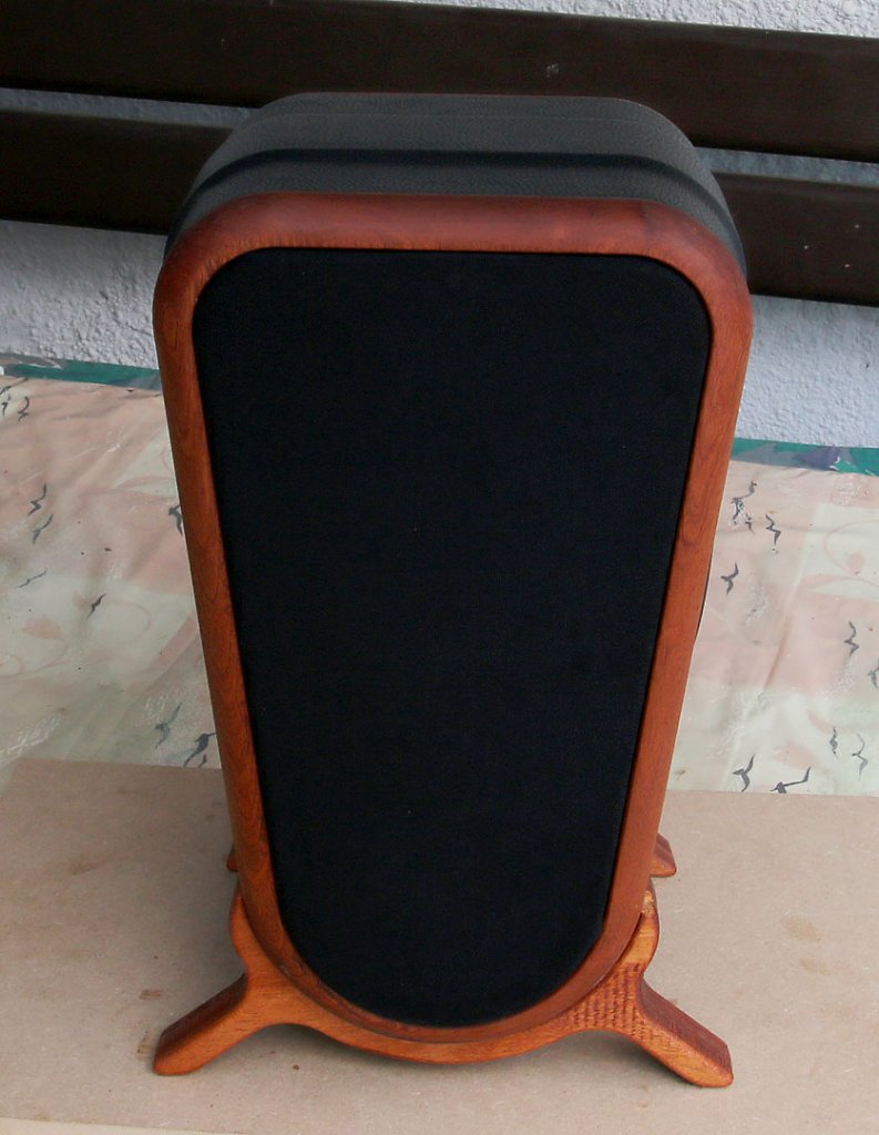 [13/06/2024] Ungewöhnlicher Casemod: Bluetooth-Lautsprecher dank CNC-Fräse (7)
