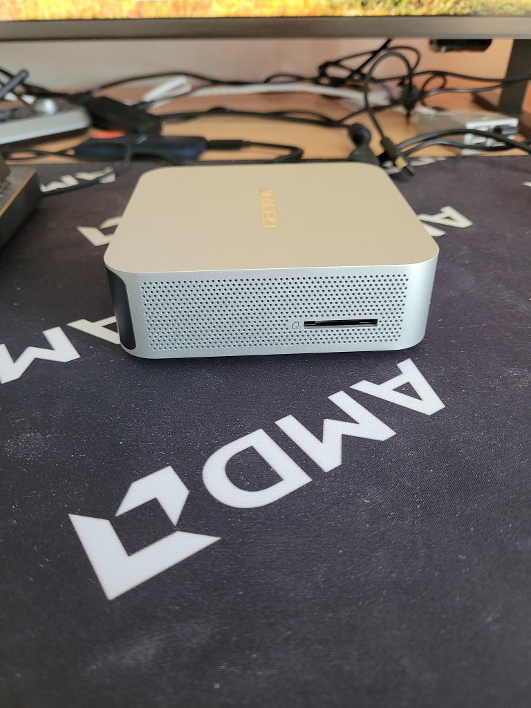 [19/06/2024] Geekom A8 mit SD-Kartenleser mit UHS-Support