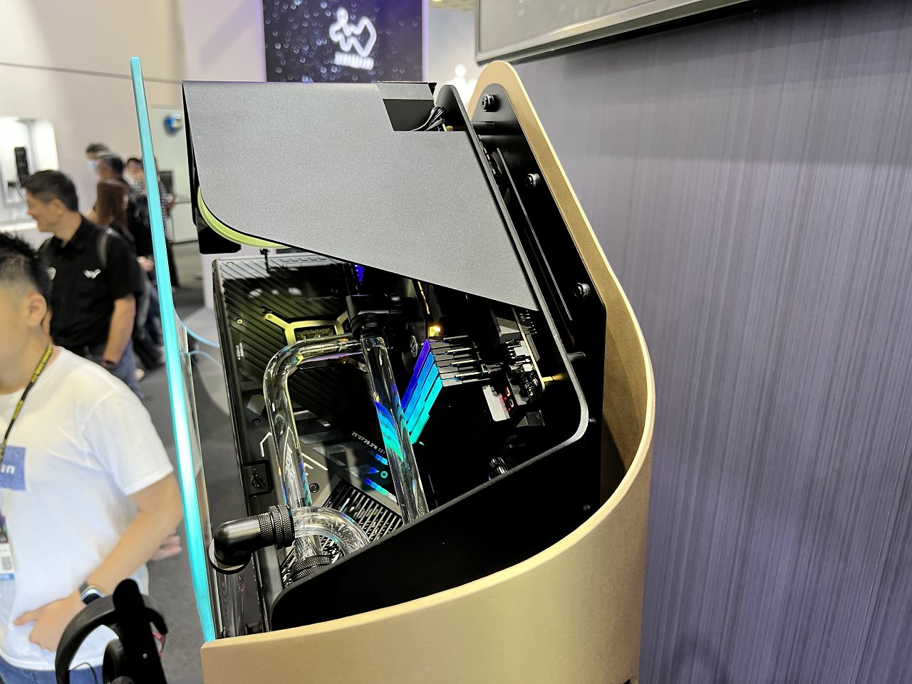 [05/06/2024] InWin Signature Infinite Series (8)