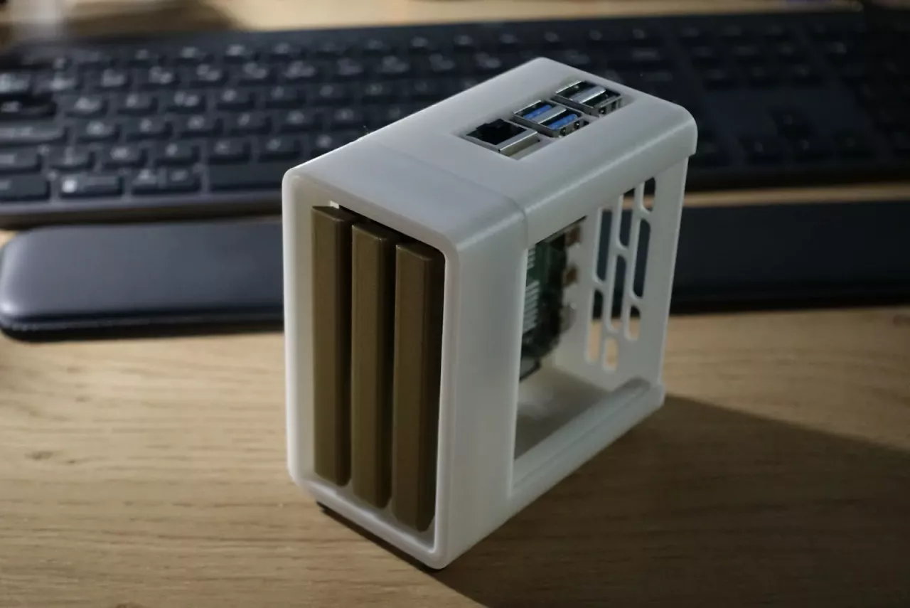 [17/07/2024] Raspberry Pi: Fractal-Gehäusenachbau zum selbst drucken