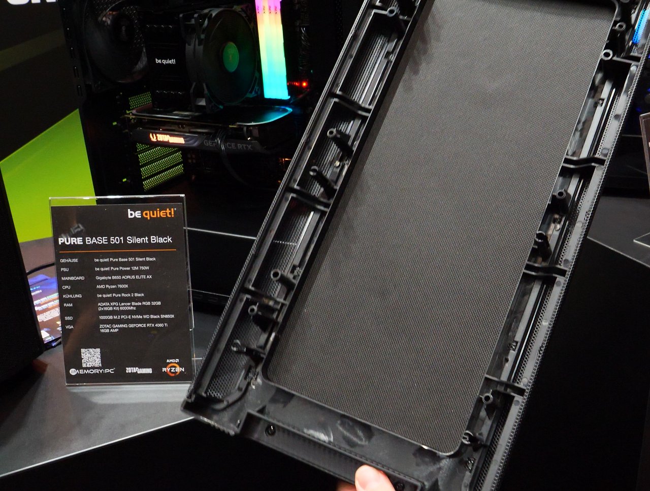 <strong>Neue Gehäuse-Serie mit/ohne Dämmung von Be Quiet:</strong> Pure Base 501 Airflow und Silent
