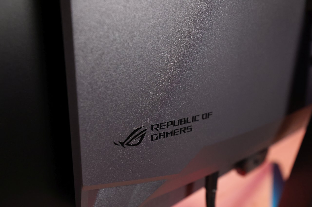 [29/08/2024] Asus ROG Swift OLED PG32UCDP im Test: 4K-OLED-Pracht, Dual-Mode mit bis zu 480 Hz