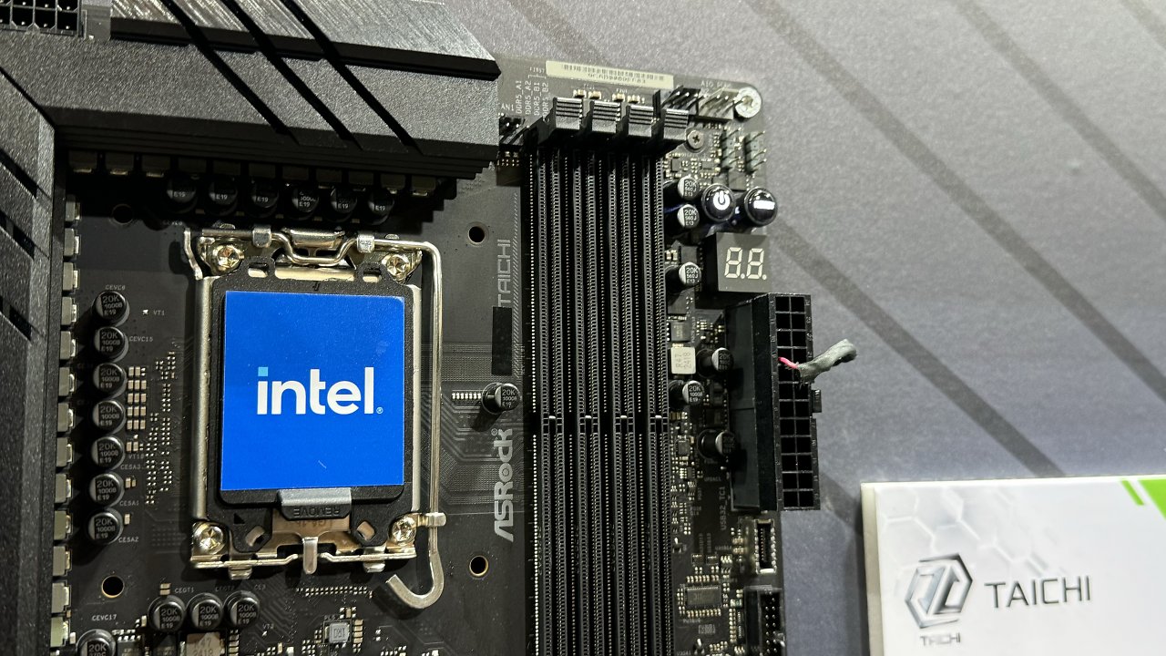 [22/08/2024] Mainboards von Asrock bei der Gamescom ausgestellt (3)