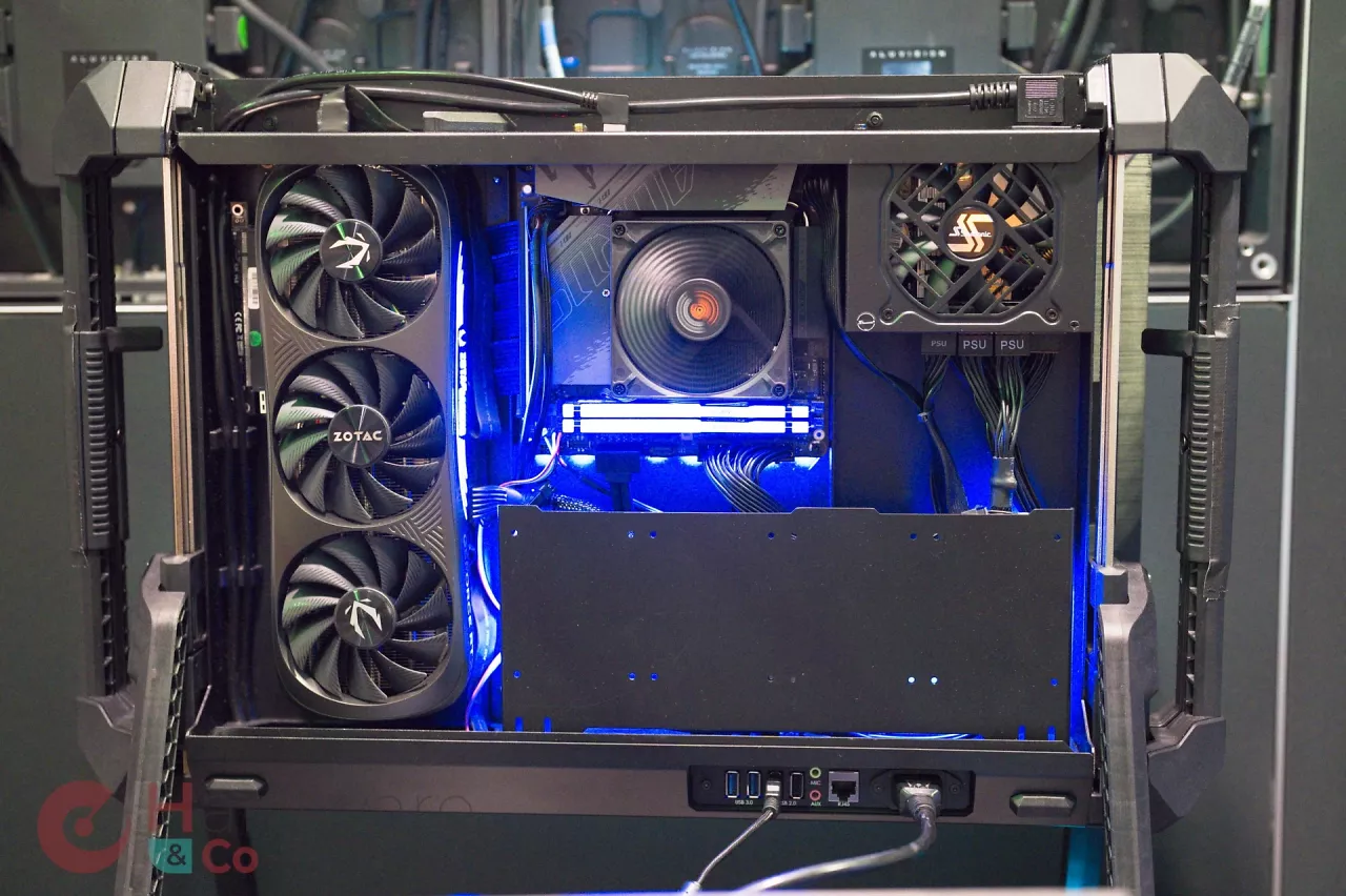 [25/10/2024] In dem Gaming-All-in-One kommt offenbar normale Desktop-Hardware zum Einsatz.