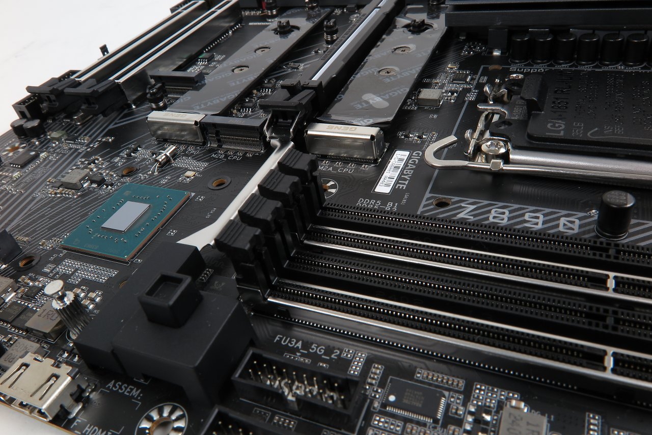 [23/10/2024] Z890-Mainboards und Windows 11 24H2 scheinen sich derzeit noch nicht so recht zu vertragen.