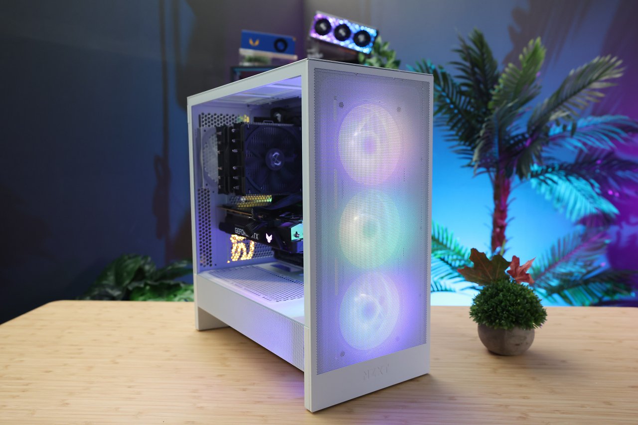 <strong>Wie performt der kompakte Gehäuse-Hingucker?</strong> NZXT H5 Flow RGB (2024) für 130 Euro im Test