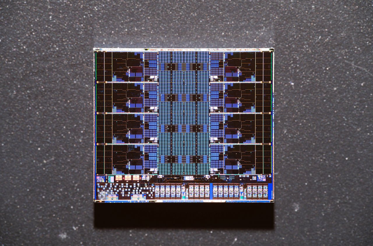 [0] Zen-5-CCD