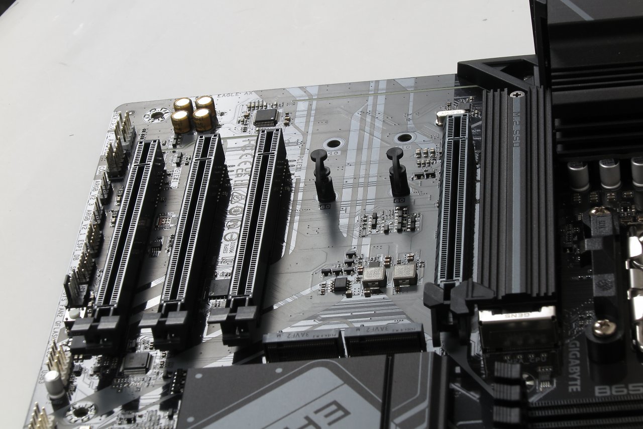 [07/11/2024] Mainboards für 9800X3D: Die beste Platine für die *beste* CPU. (21)