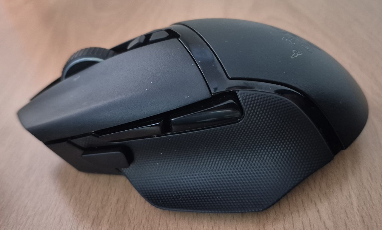 [18/12/2024] Razer Basilisk V3 Pro Daumenauflage mit konfigurierbaren Tasten