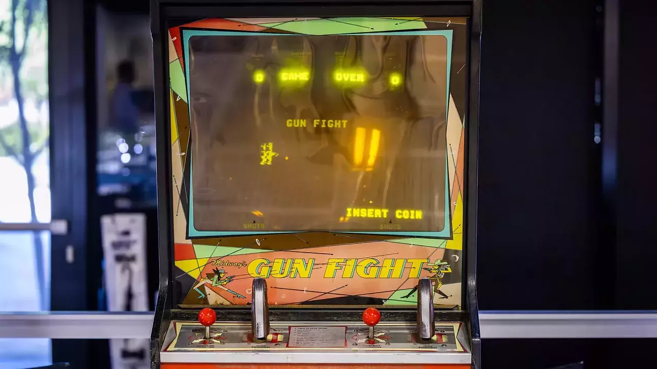 [16/12/2024] Gun Fight, das erste kommerziell erhältliche Arcade-Spiel, angetrieben durch den 8080.