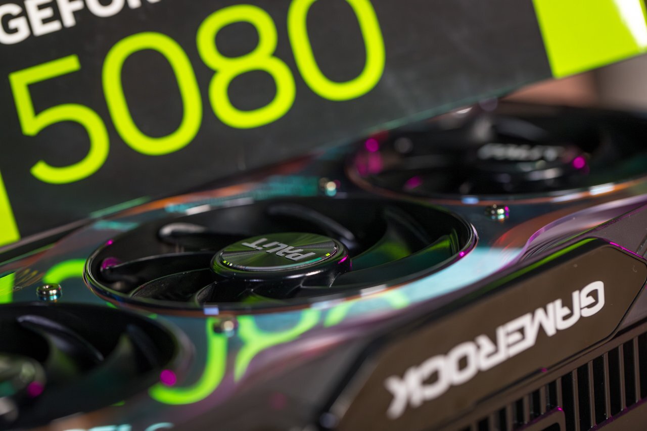 [30/01/2025] Palit Geforce RTX 5080 Gamingpro OC (5)