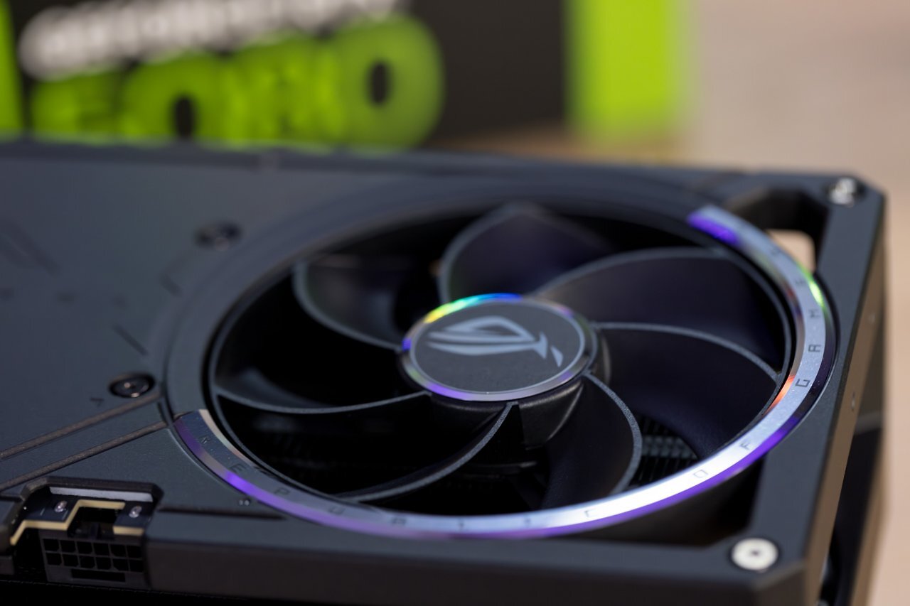 [30/01/2025] Asus ROG Astral Geforce RTX 5080 OC (11)