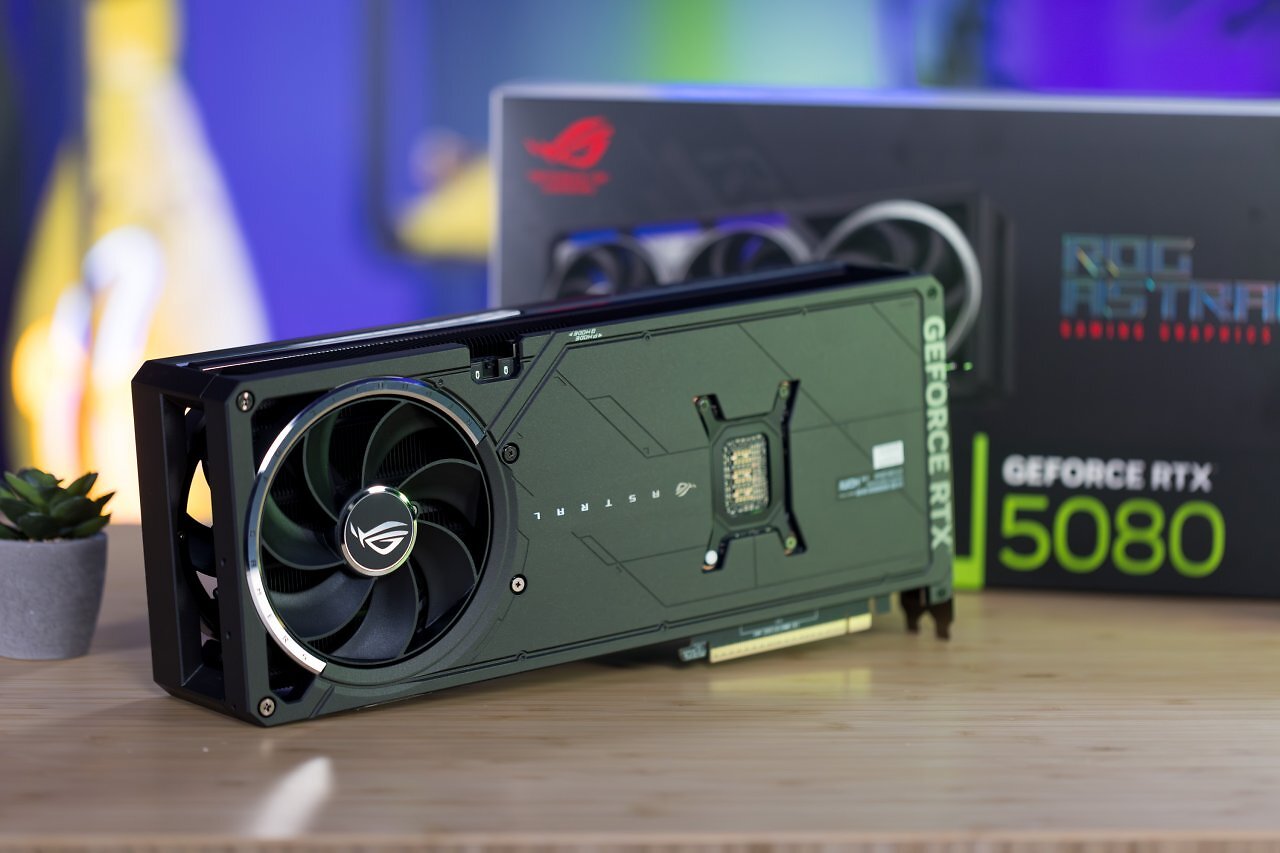 [30/01/2025] Asus ROG Astral Geforce RTX 5080 OC (7)