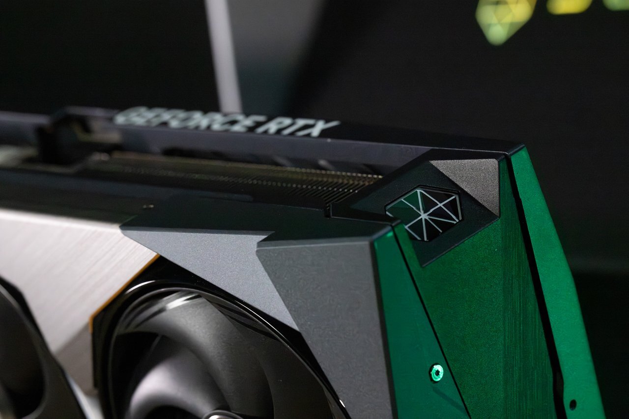 [21/01/2025] MSI Geforce RTX 5090 Suprim (13)