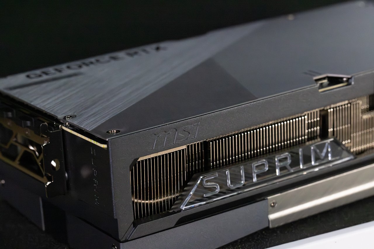 [21/01/2025] MSI Geforce RTX 5090 Suprim (15)