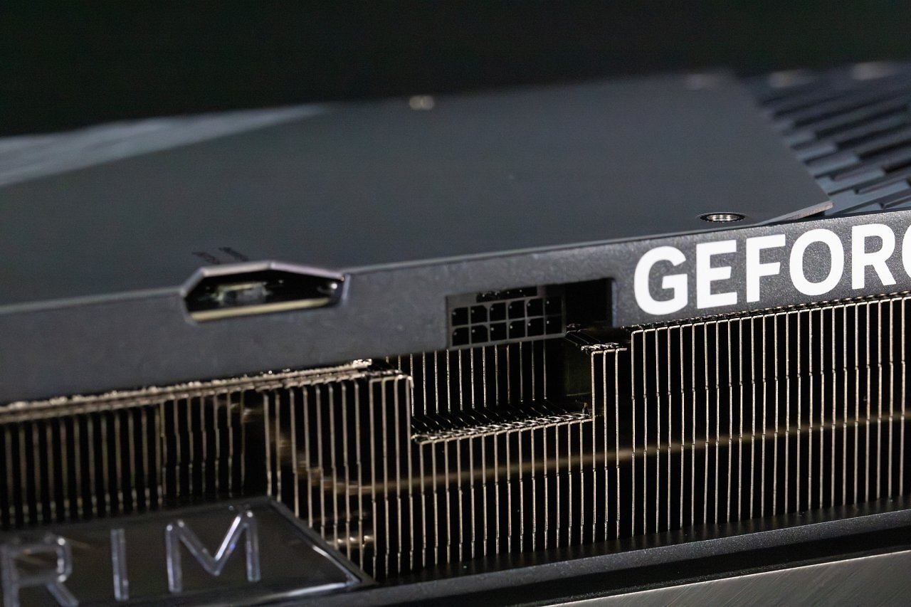 [29/01/2025] RTX 5090 Custom Designs: 3 Modelle auf Temperaturen und Lautstärke geprüft (20)