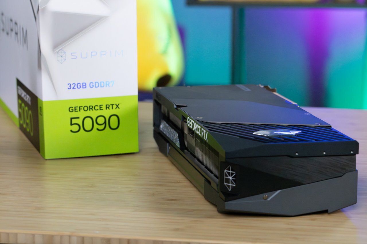 [21/01/2025] MSI Geforce RTX 5090 Suprim (29)