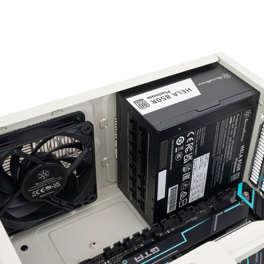 [17/01/2025] Silverstone FLP01: Release des PC-Gehäuses im Retro-Look in den USA macht Hoffnung auf baldigen Vertrieb in Deutschland (16)