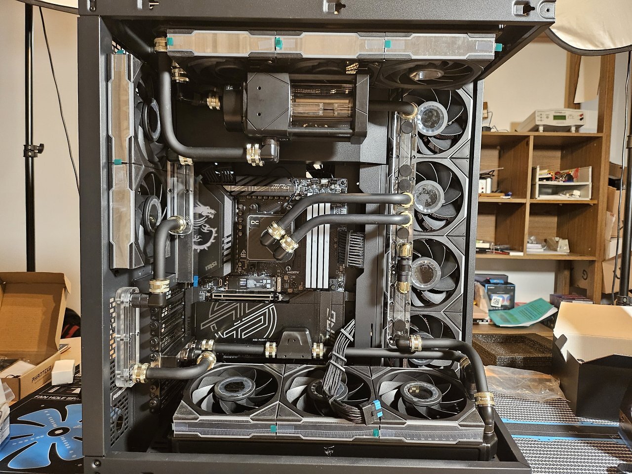 [27/02/2025] Gaming-Setup im Bau von Richu006 (11)