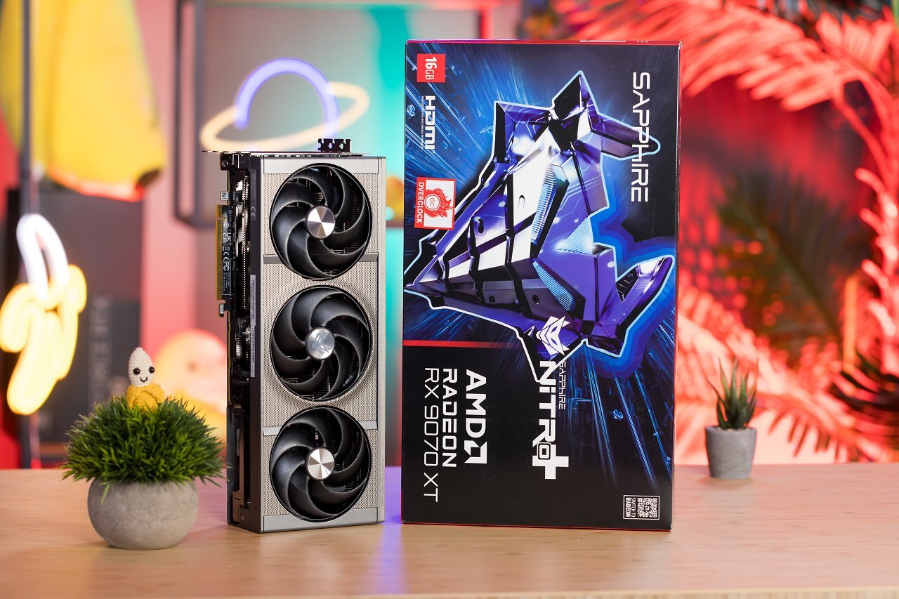 [28/02/2025] Sapphire Nitro+ AMD Radeon RX 9070 XT Gaming OC (1)