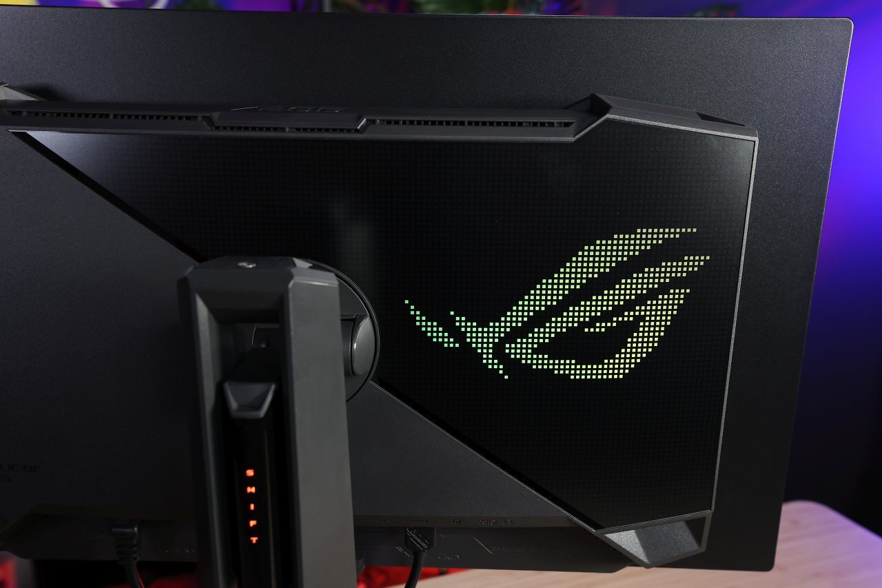 [14/02/2025] Asus ROG Swift OLED PG27UCDM