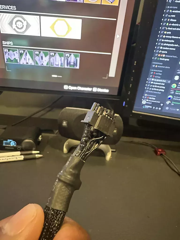[12/02/2025] Geforce RTX 5090: Weiterer Stecker geschmolzen - und Statement von MODDIY